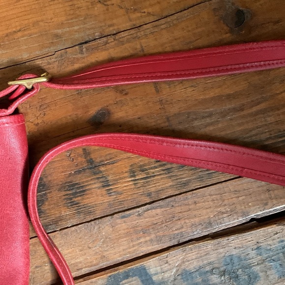 Vintage Red Coach Legacy Flap 9145 Leather Crossbody Handbag united states - Picture 14 of 16